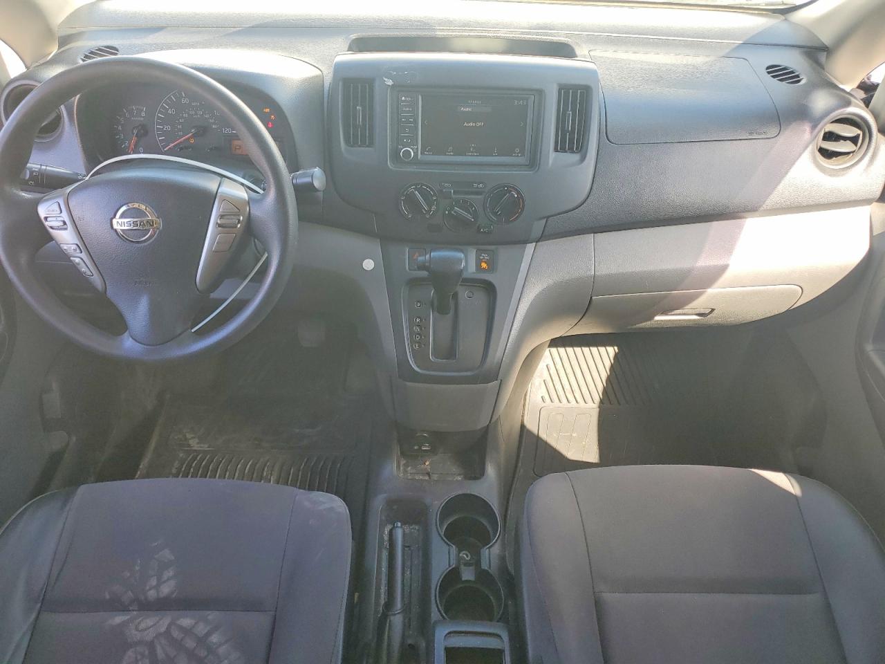 2021 NISSAN NV200 S photo 8