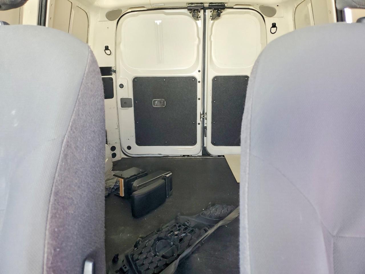 2021 NISSAN NV200 S photo 10
