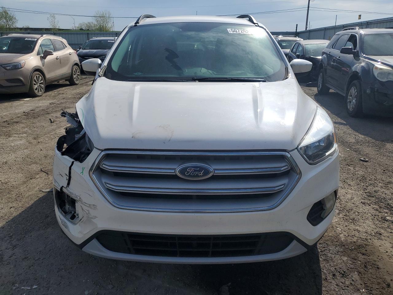 2018 FORD ESCAPE SE photo 9