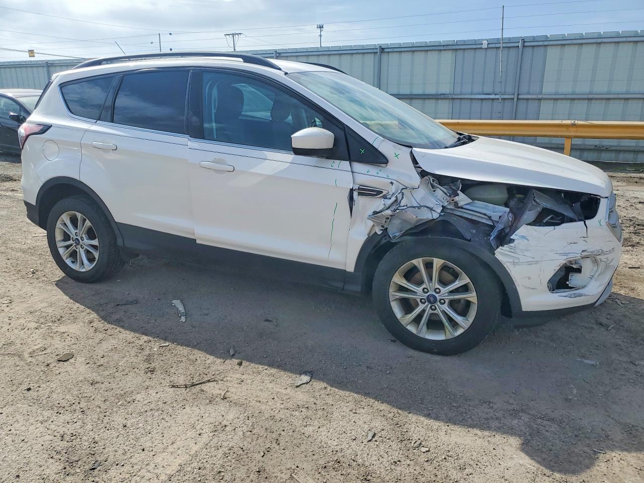 2018 FORD ESCAPE SE photo 7