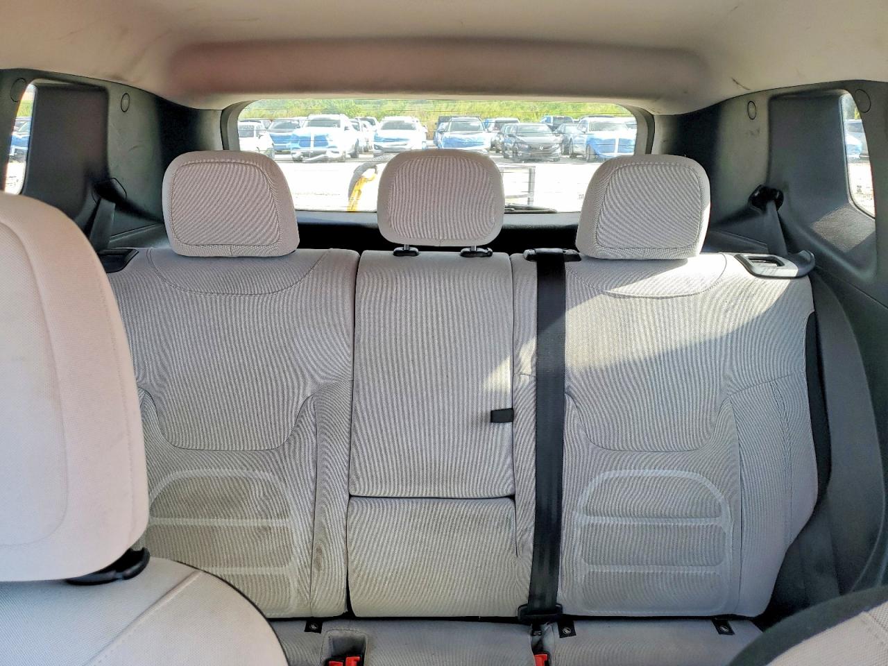 2019 JEEP RENEGADE LATITUDE photo 19