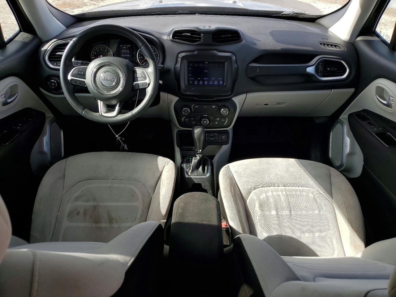 2019 JEEP RENEGADE LATITUDE photo 15