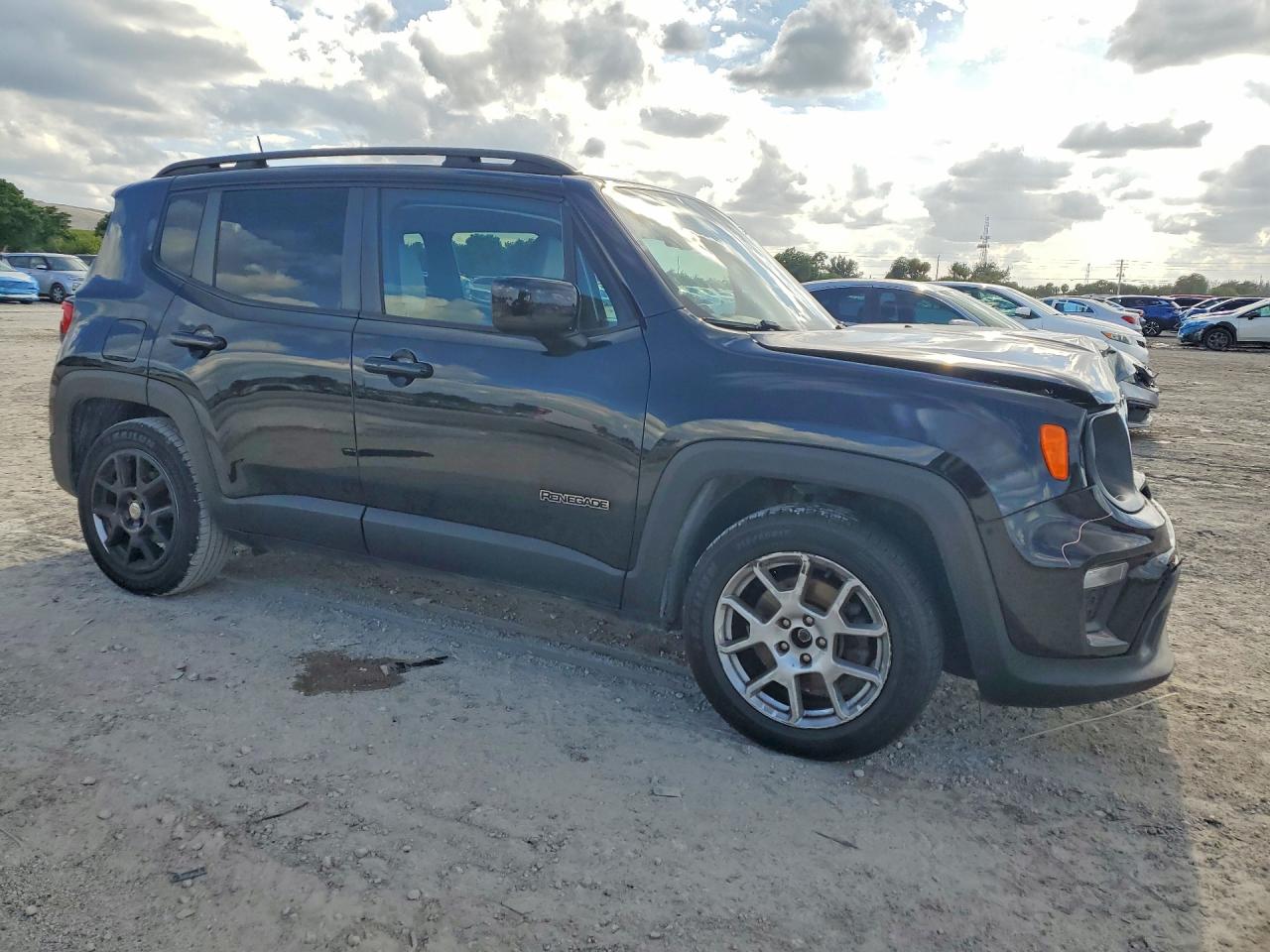 2019 JEEP RENEGADE LATITUDE photo 7