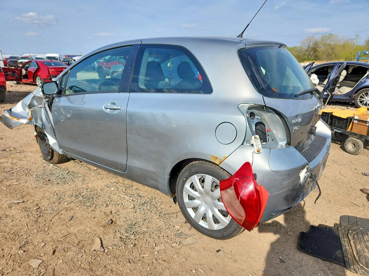 2008 TOYOTA YARIS BASE photo 3