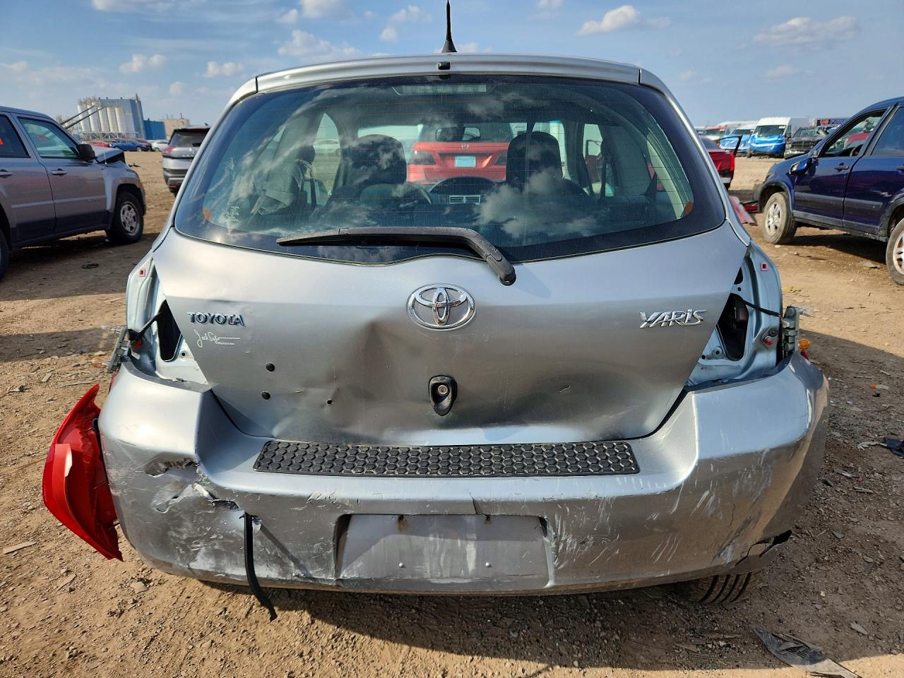 2008 TOYOTA YARIS BASE photo 11