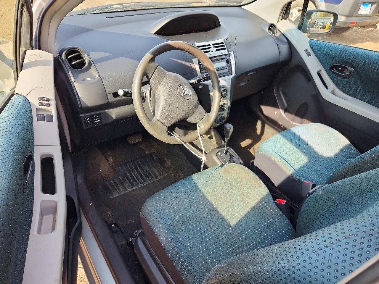 2008 TOYOTA YARIS BASE photo 15