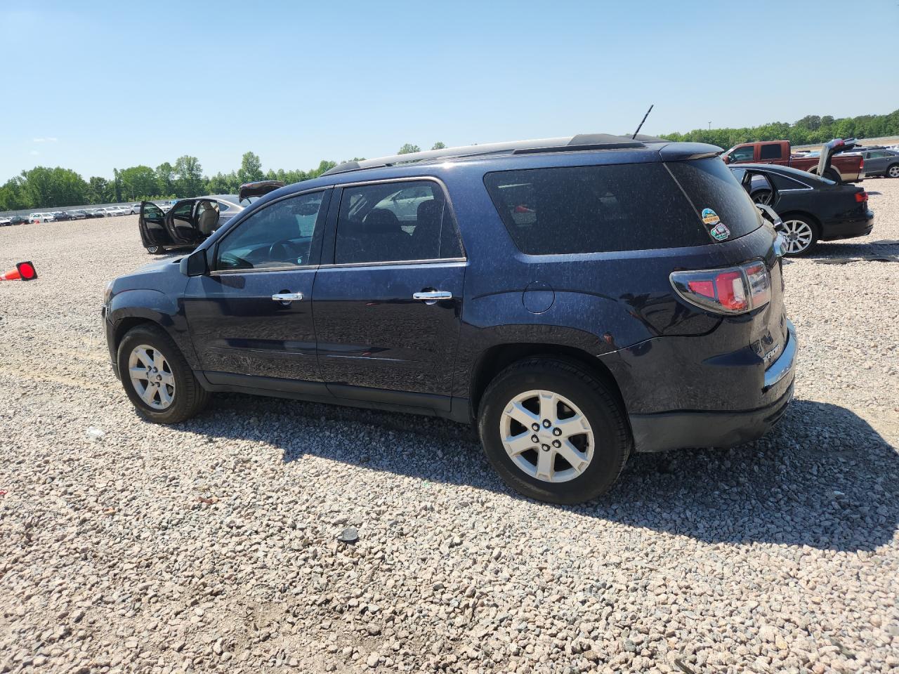 2015 GMC ACADIA SLE photo 4