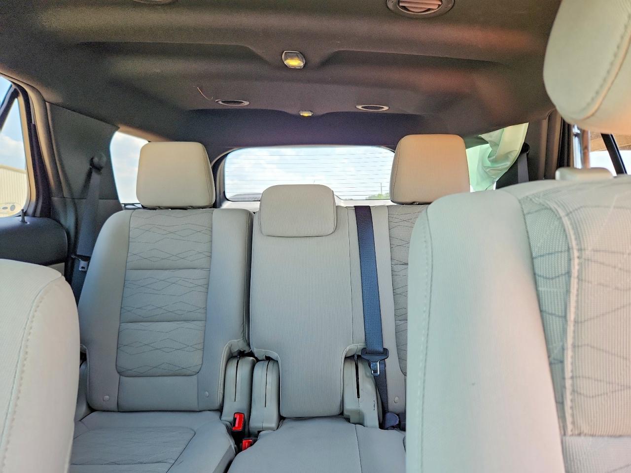 2013 FORD EXPLORER photo 19