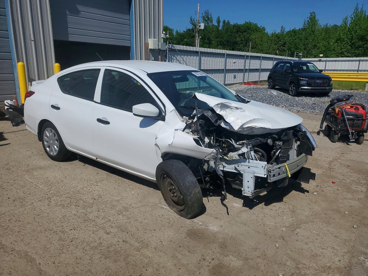2018 NISSAN VERSA S PLUS photo 10