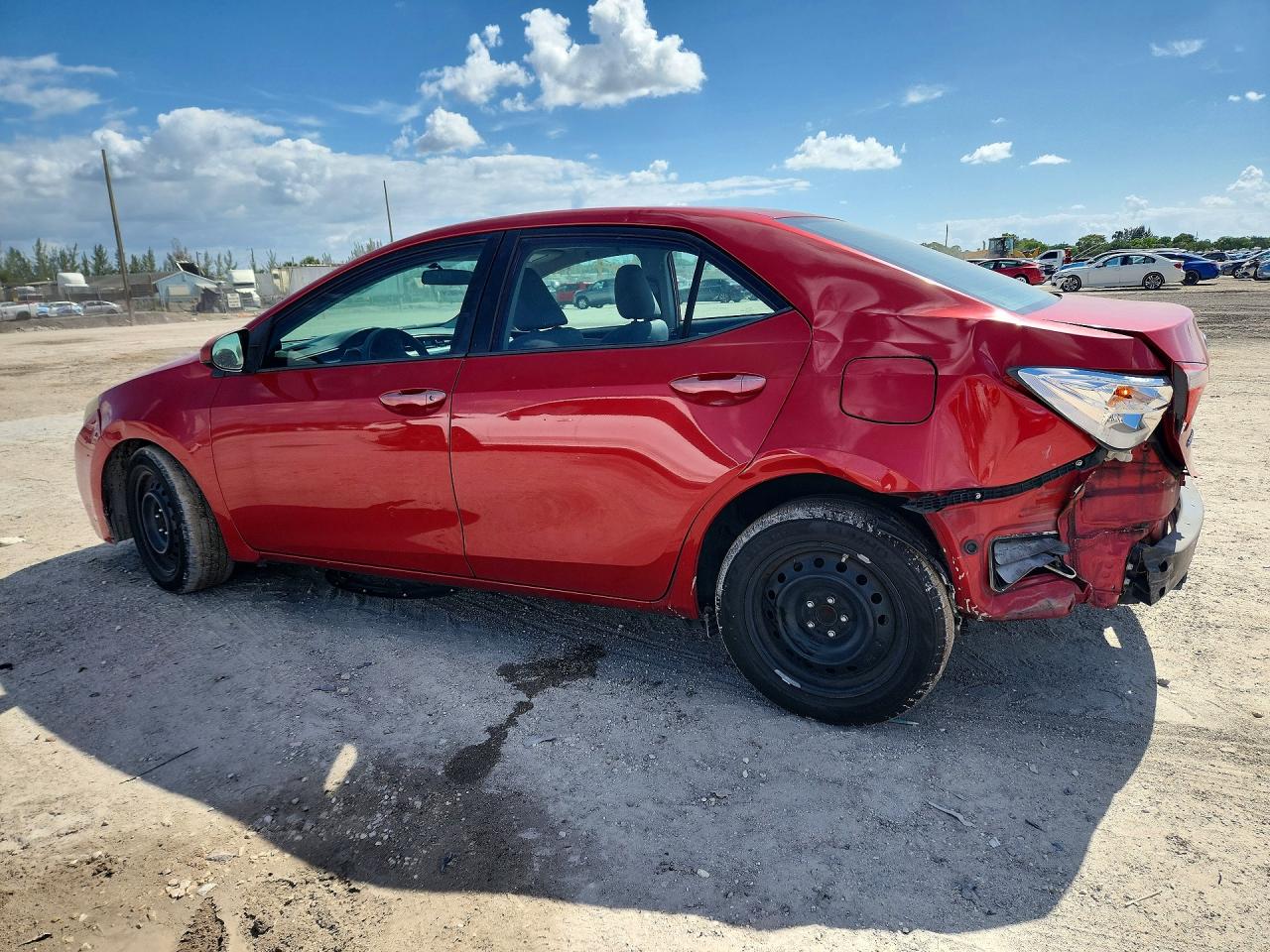 2015 TOYOTA COROLLA LE photo 3