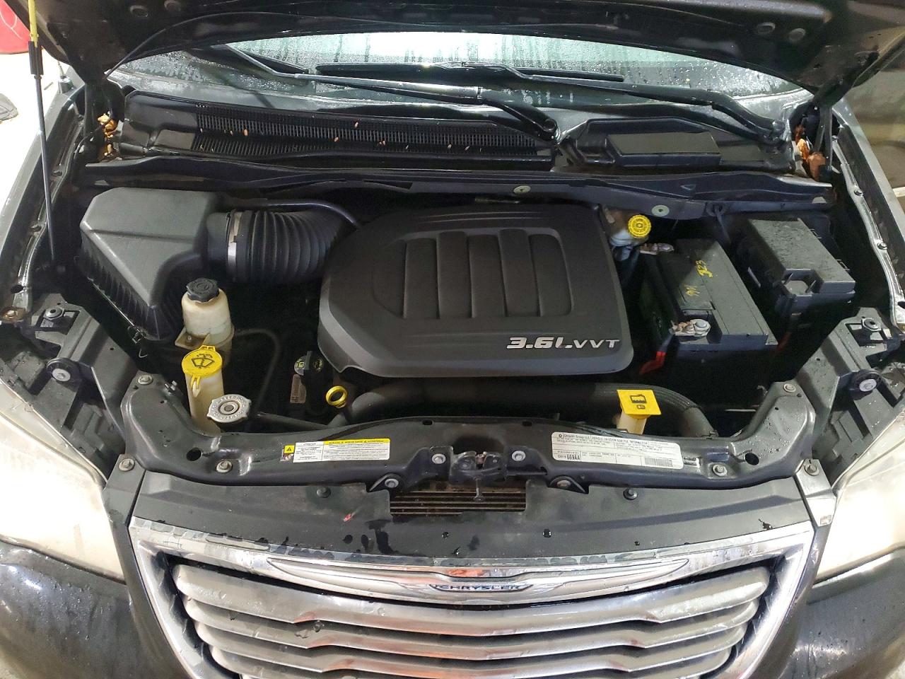 2012 CHRYSLER TOWN & COUNTRY TOURING photo 23