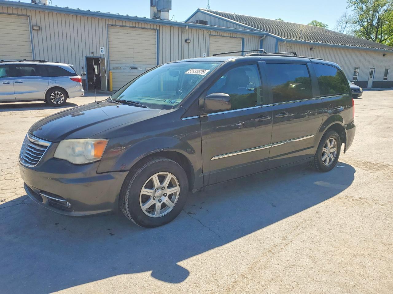 2012 CHRYSLER TOWN & COUNTRY