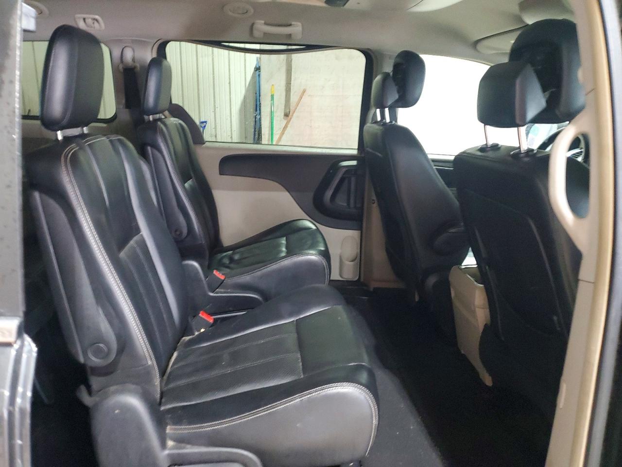 2012 CHRYSLER TOWN & COUNTRY TOURING photo 21