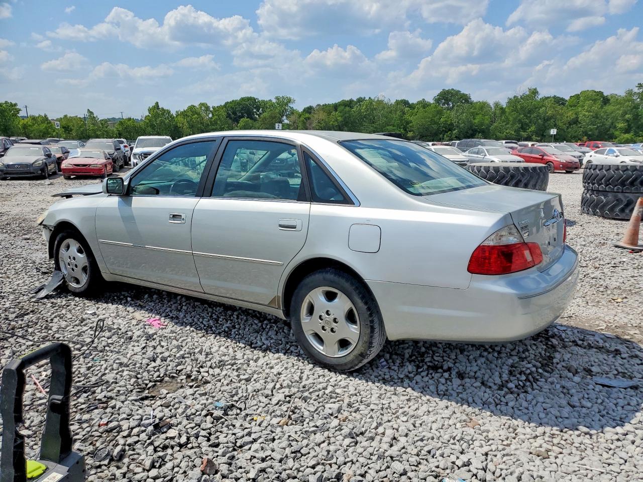 2004 TOYOTA AVALON XLS photo 3