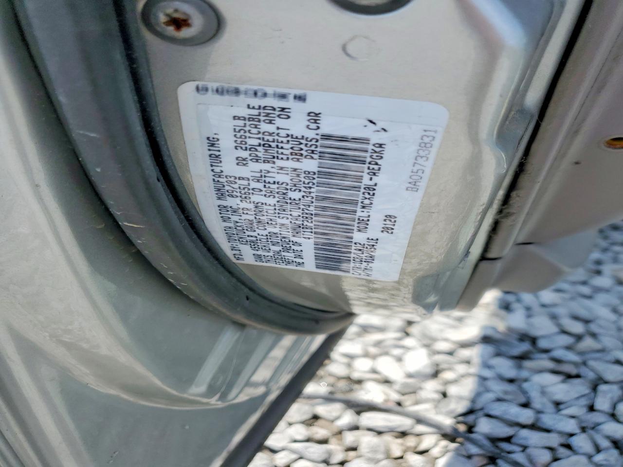 2004 TOYOTA AVALON XLS photo 23