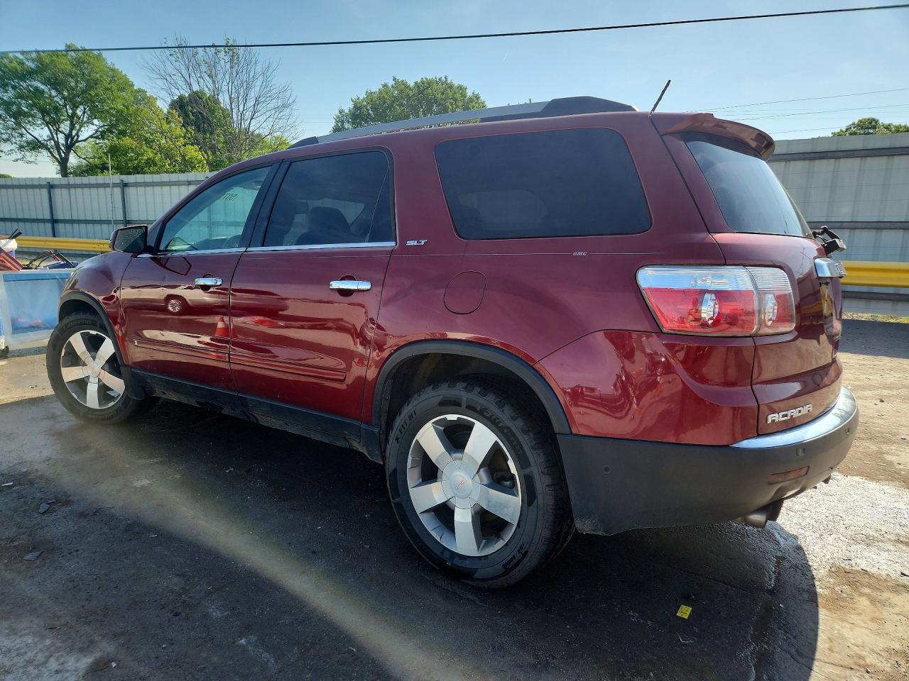 2010 GMC ACADIA SLT-1 photo 4