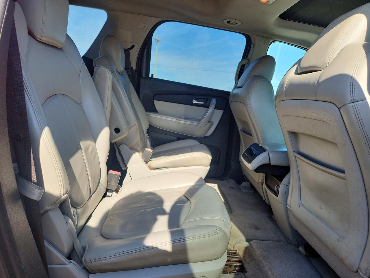 2010 GMC ACADIA SLT-1 photo 31
