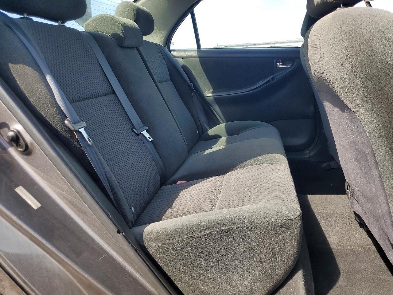 2005 TOYOTA COROLLA S photo 19