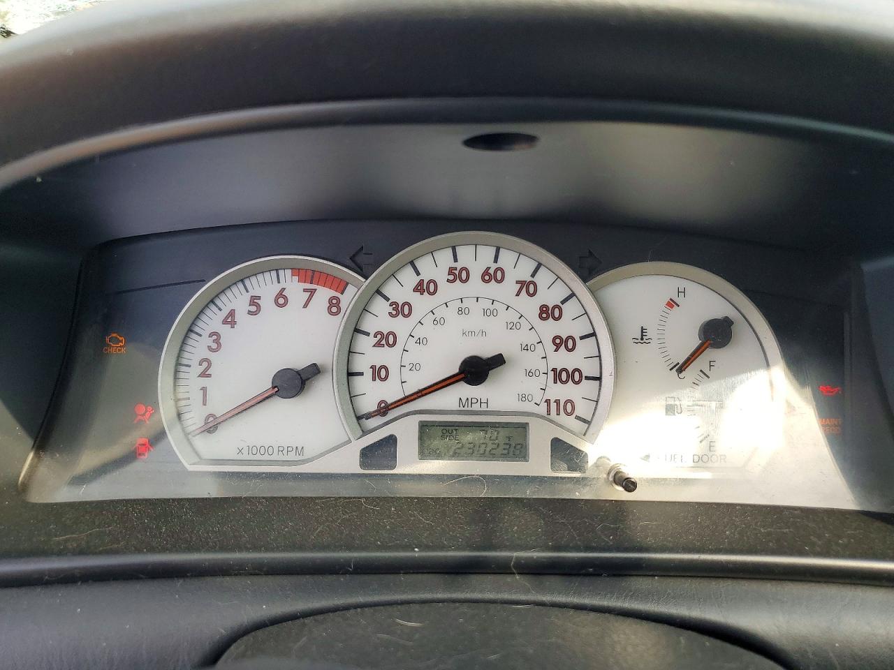 2005 TOYOTA COROLLA S photo 17