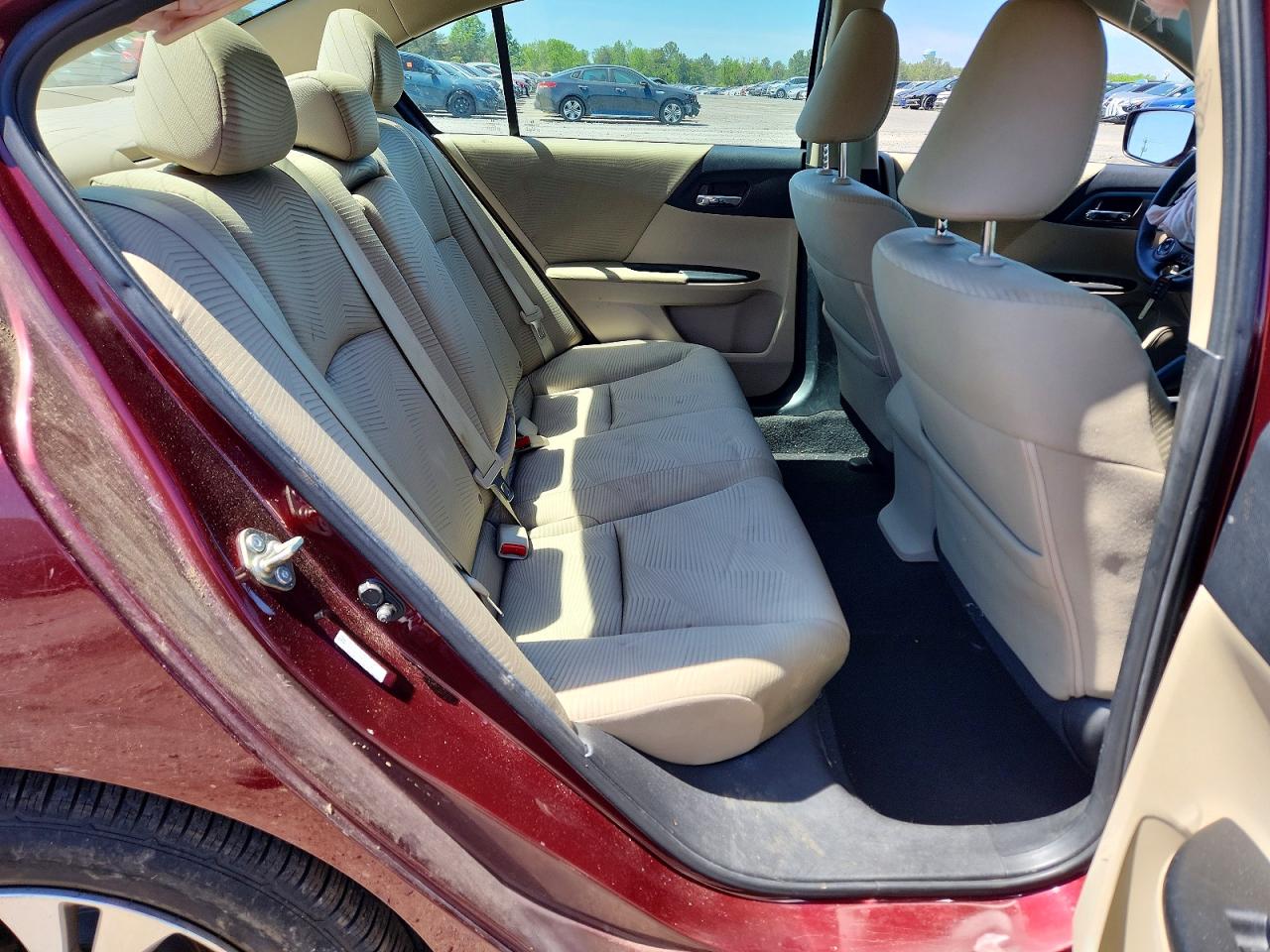 2014 HONDA ACCORD LX photo 28