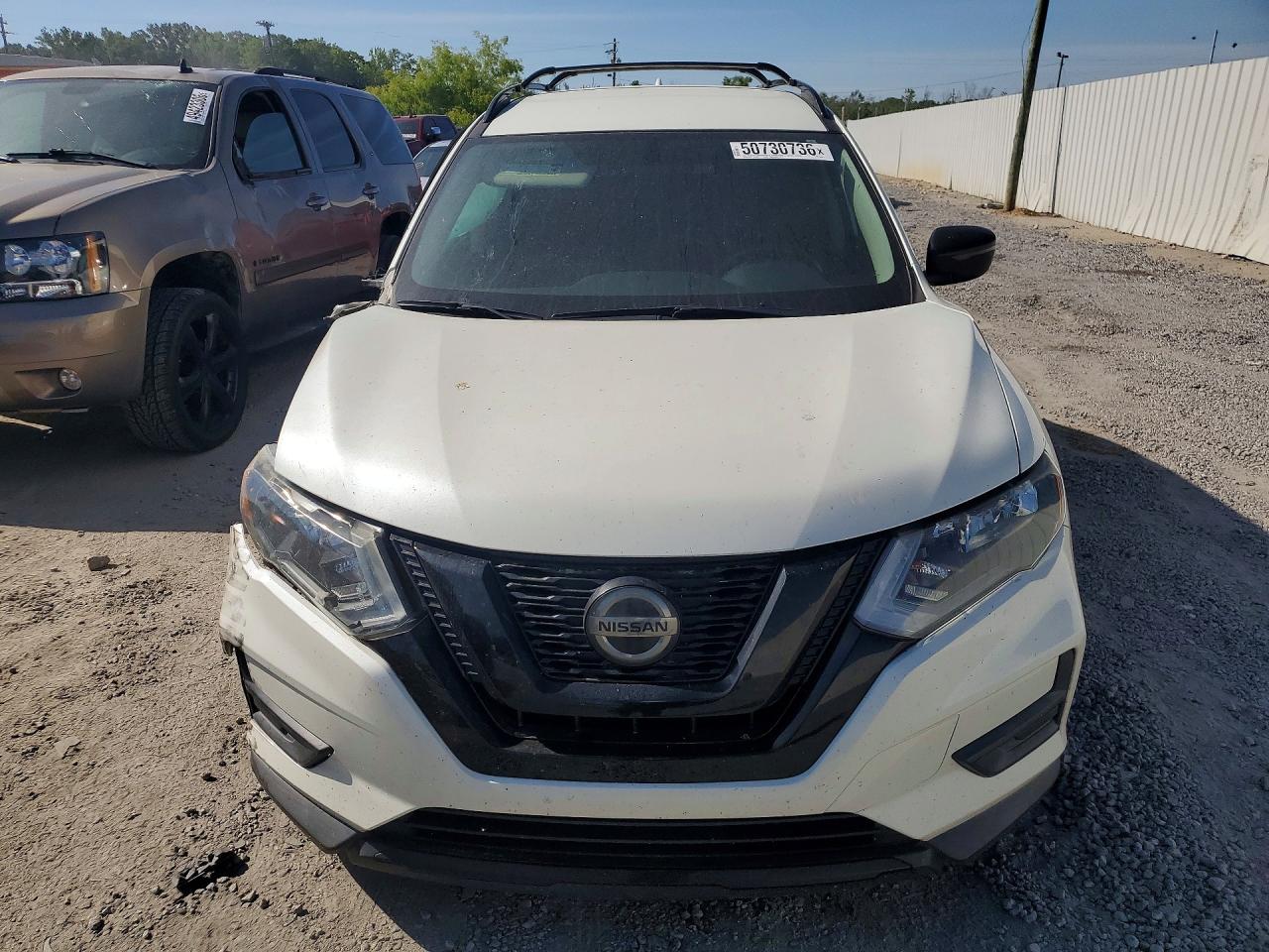 2018 NISSAN ROGUE SV photo 9