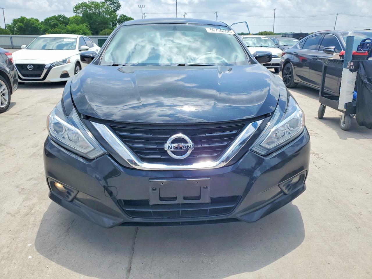 2017 NISSAN ALTIMA 2.5 SV photo 9