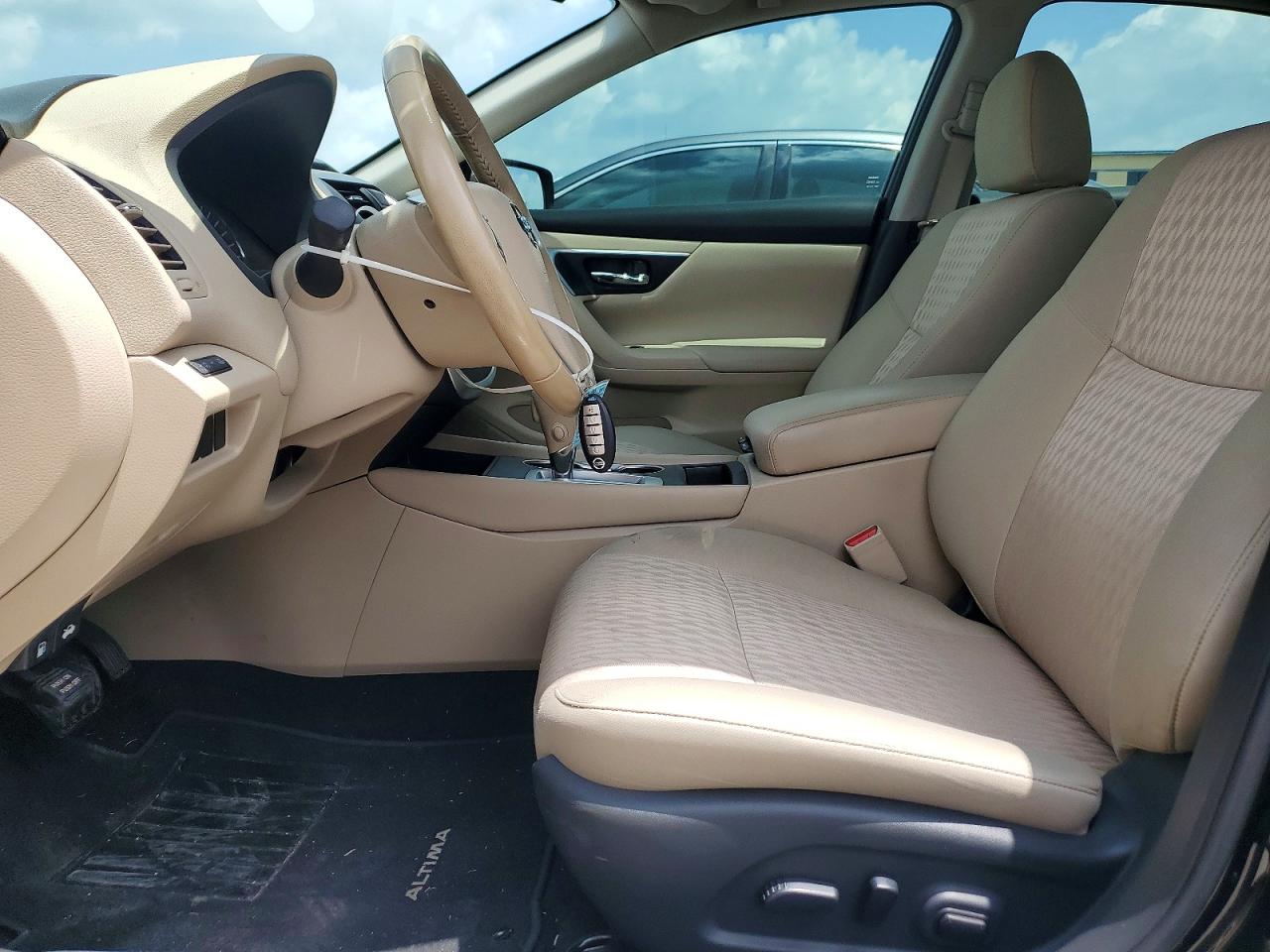 2017 NISSAN ALTIMA 2.5 SV photo 13