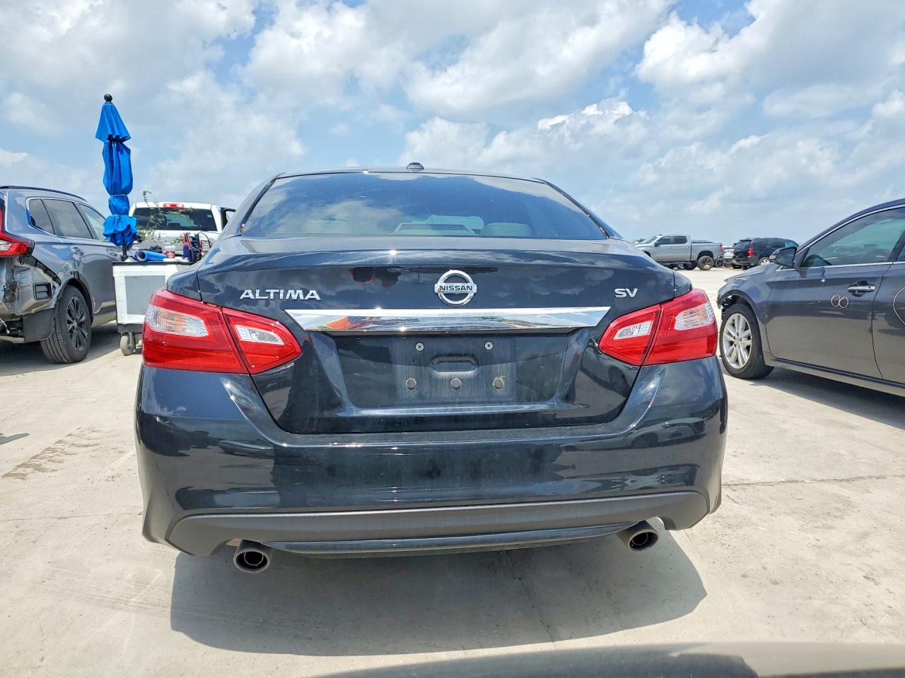 2017 NISSAN ALTIMA 2.5 SV photo 11