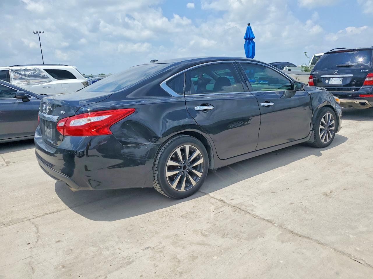 2017 NISSAN ALTIMA 2.5 SV photo 5