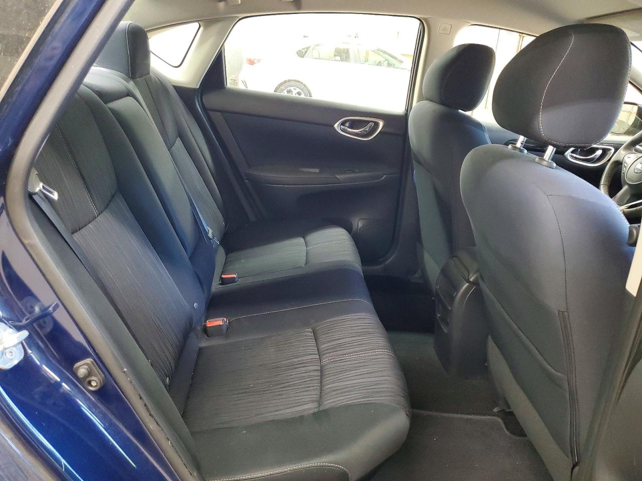 2016 NISSAN SENTRA SV photo 19