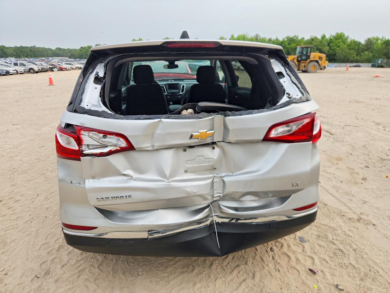 2020 CHEVROLET EQUINOX LT photo 11