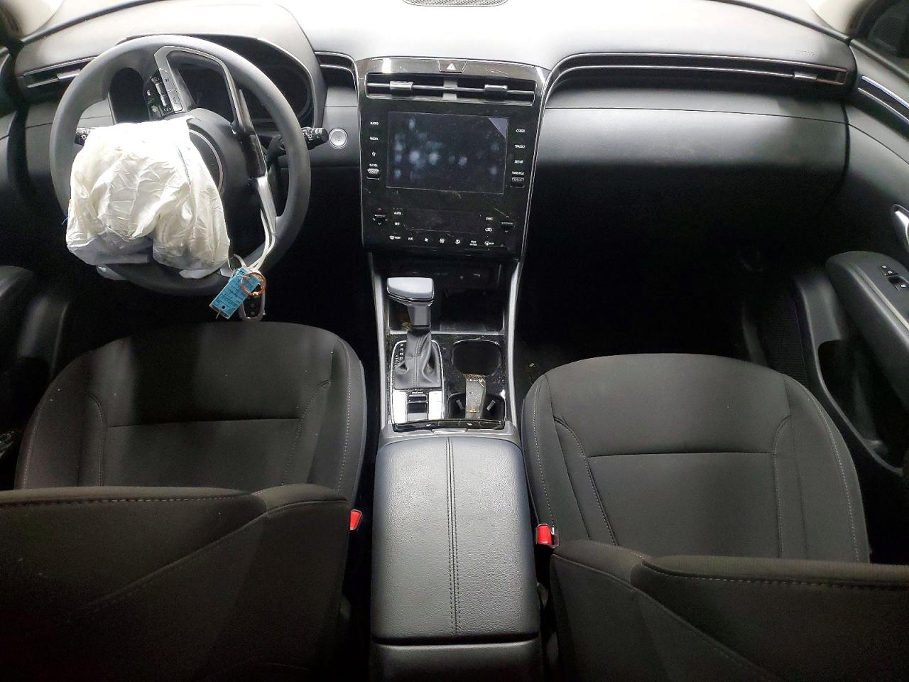 2024 HYUNDAI TUCSON SEL photo 15