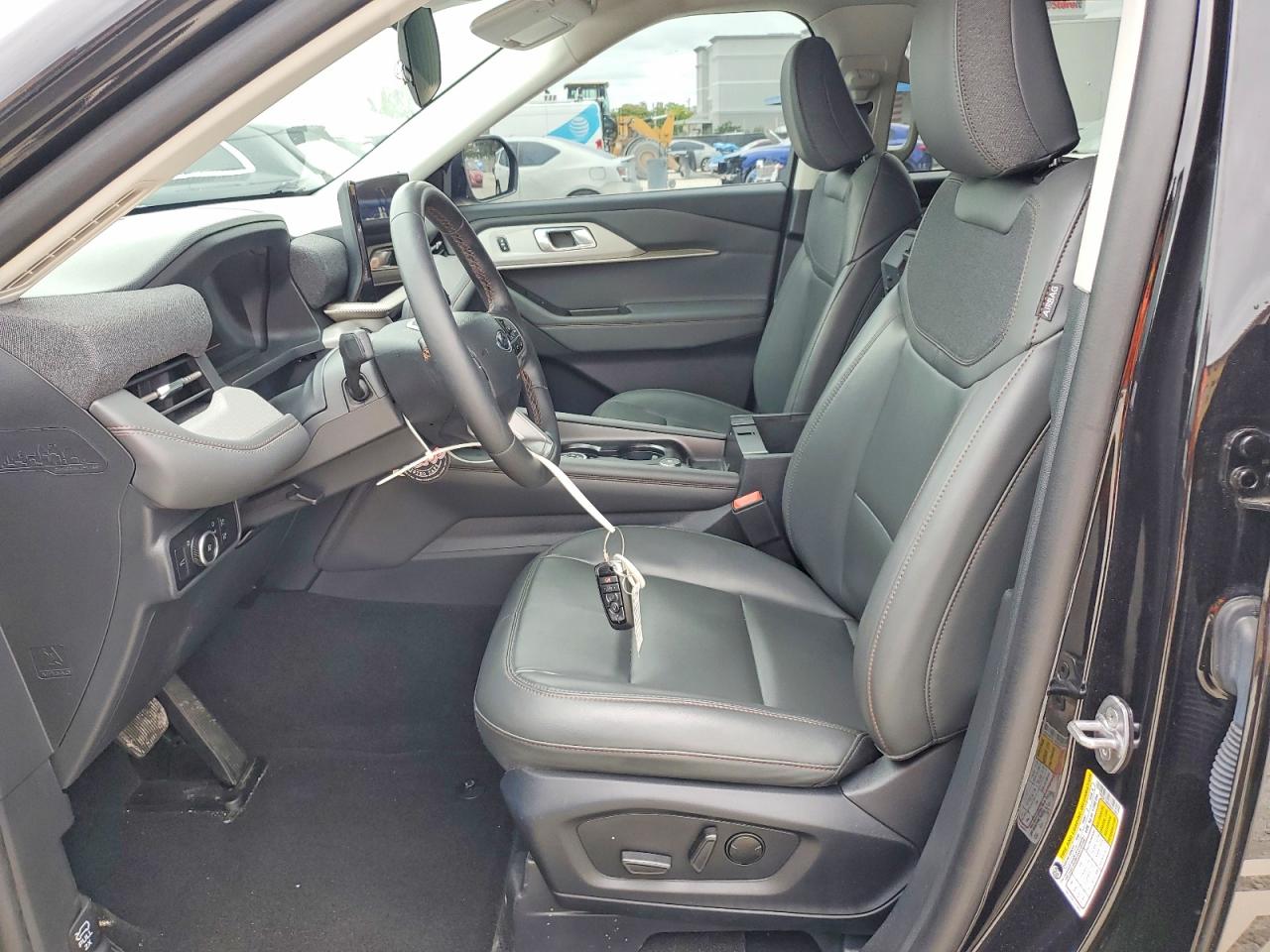 2025 FORD EXPLORER ACTIVE photo 13