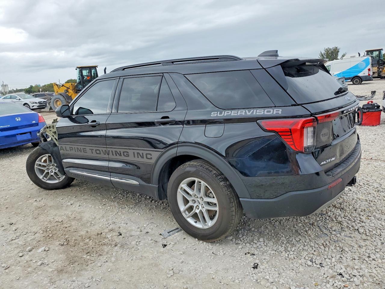 2025 FORD EXPLORER ACTIVE photo 3