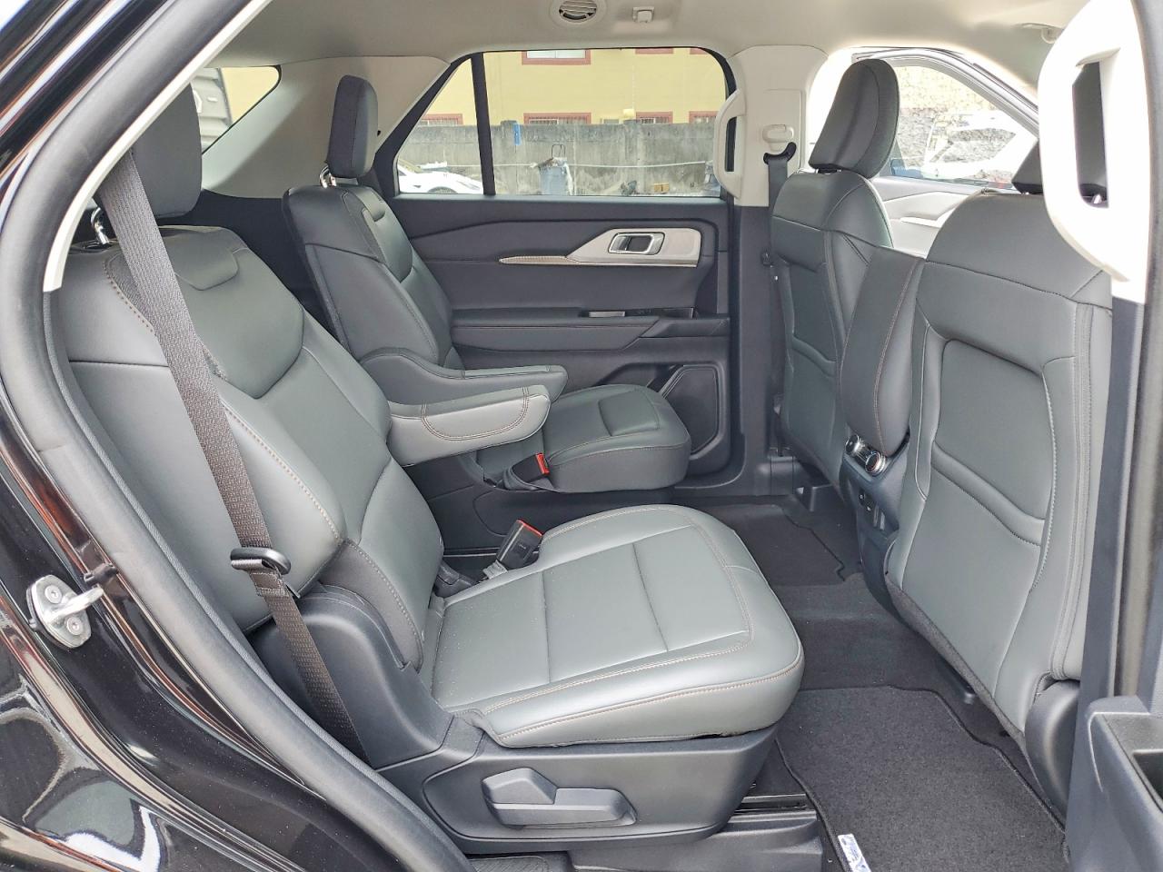 2025 FORD EXPLORER ACTIVE photo 21