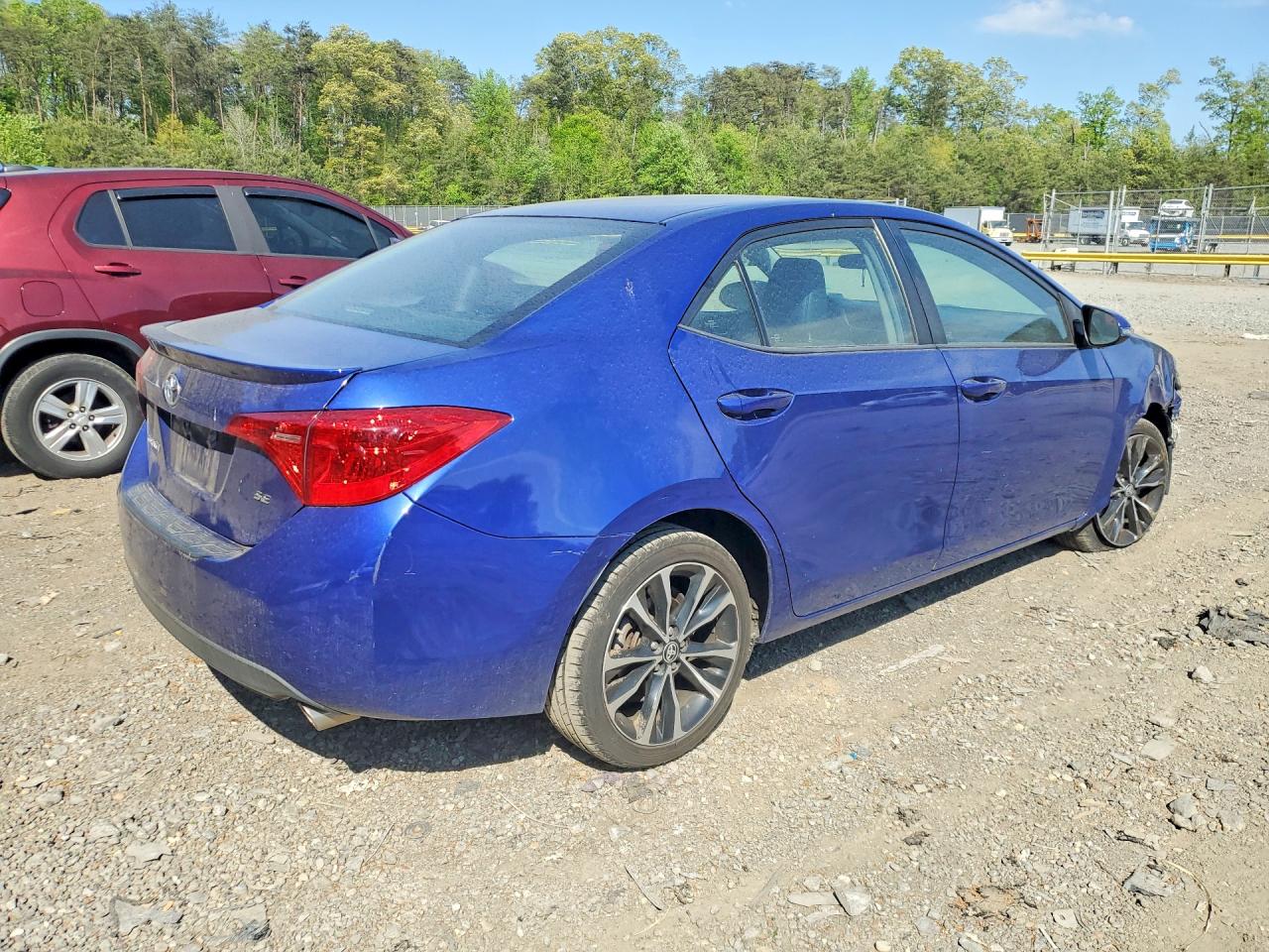 2019 TOYOTA COROLLA SE photo 5