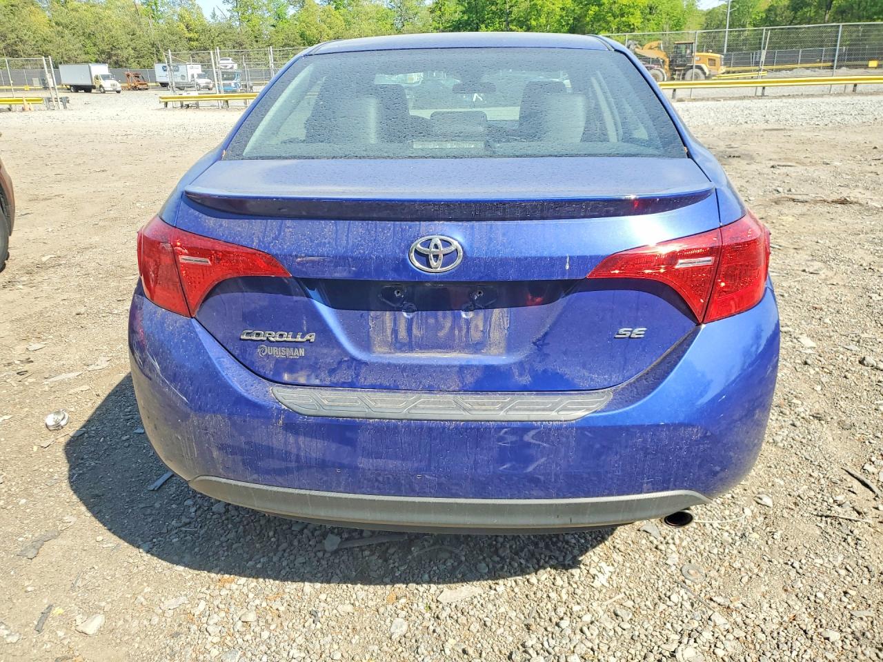 2019 TOYOTA COROLLA SE photo 11