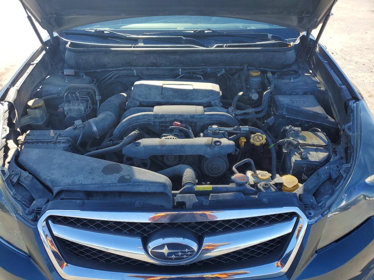 2011 SUBARU LEGACY 2.5I PREMIUM photo 31