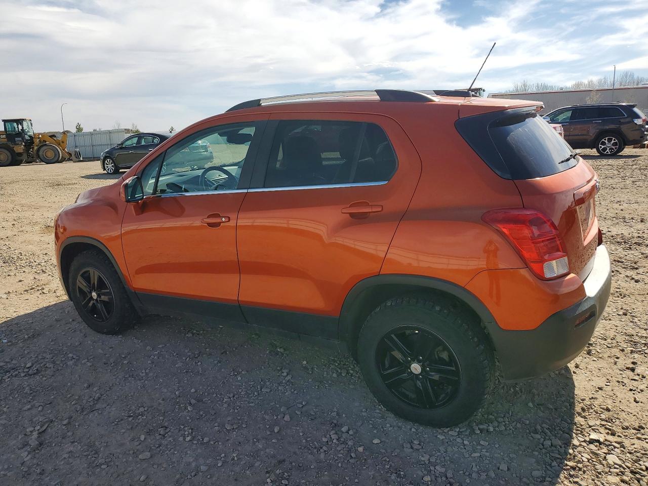 2015 CHEVROLET TRAX 1LT photo 3