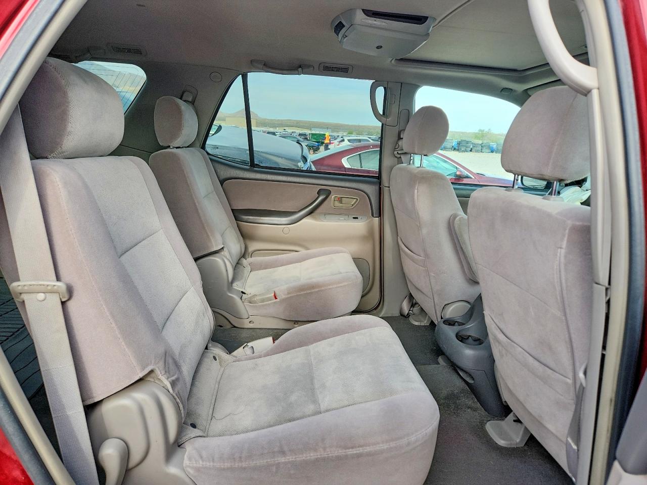2007 TOYOTA SEQUOIA SR5 photo 31