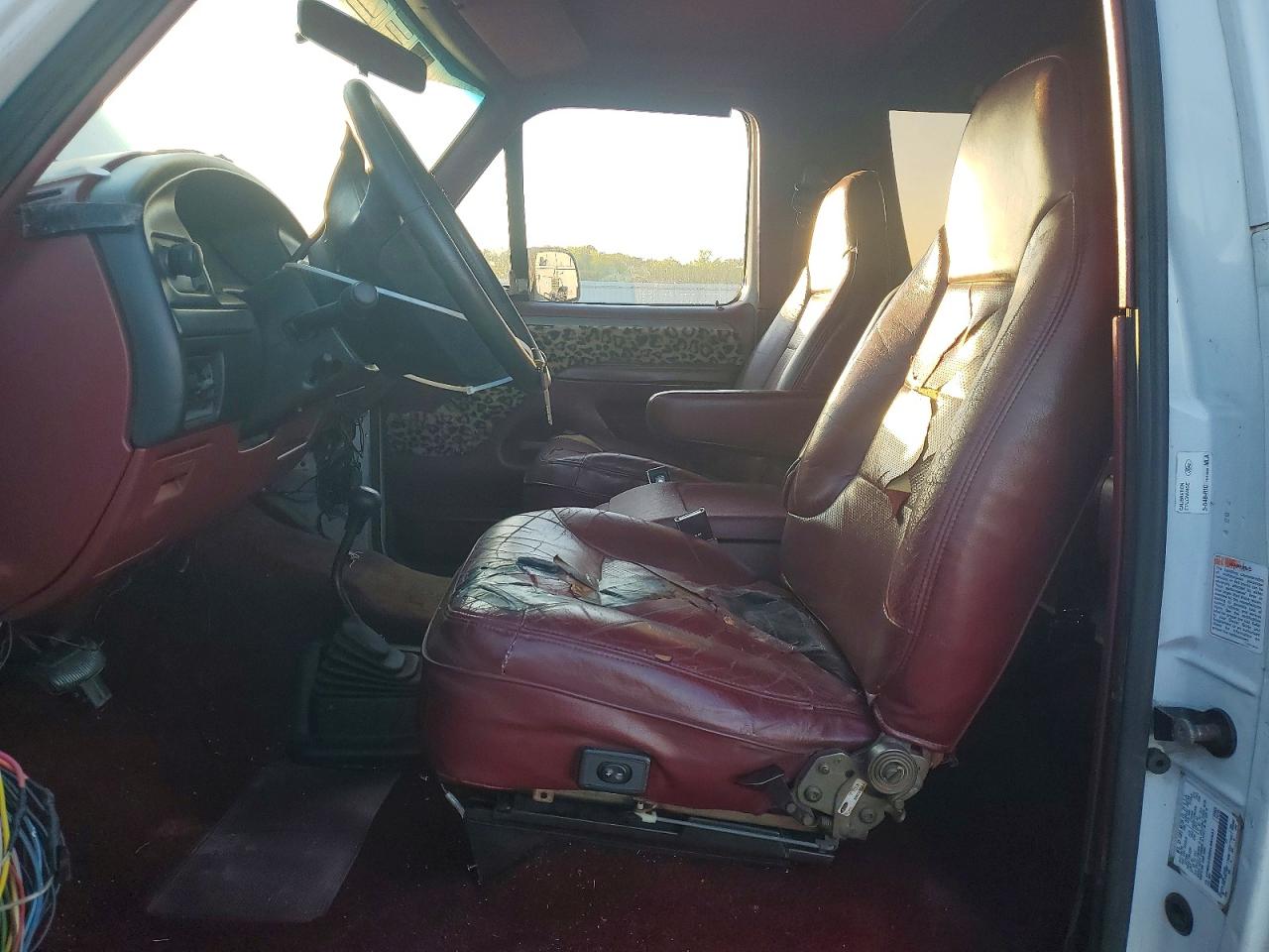 1995 FORD BRONCO U100 photo 19