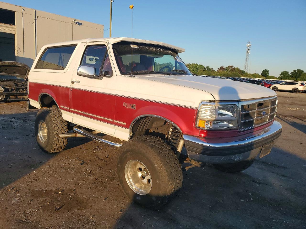 1995 FORD BRONCO U100 photo 10