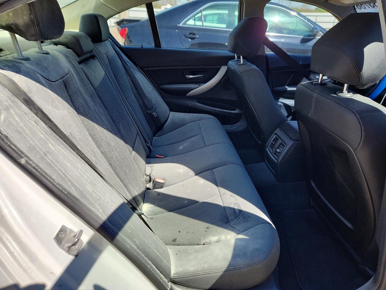 2016 BMW 320 XI photo 28