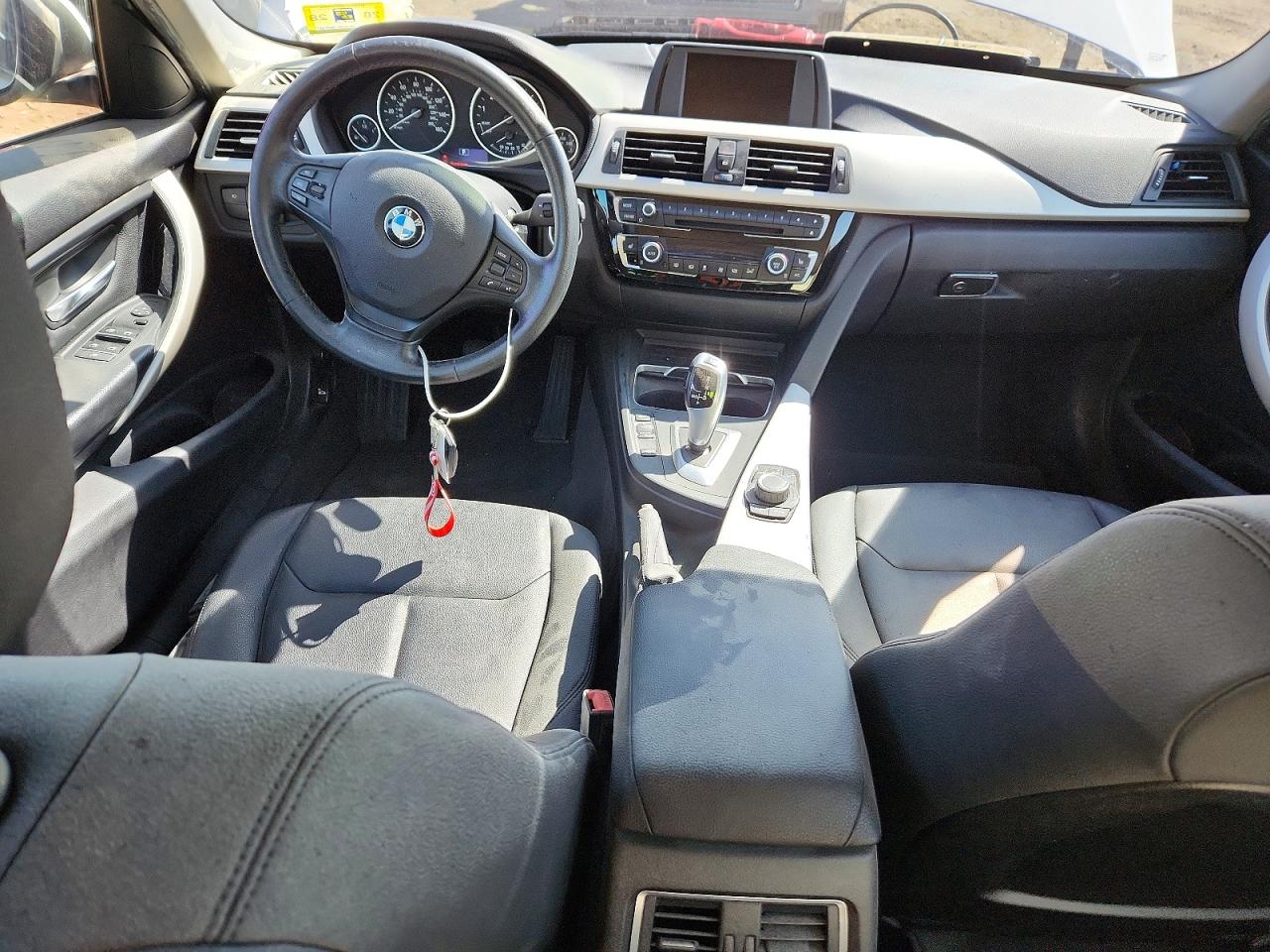 2016 BMW 320 XI photo 22
