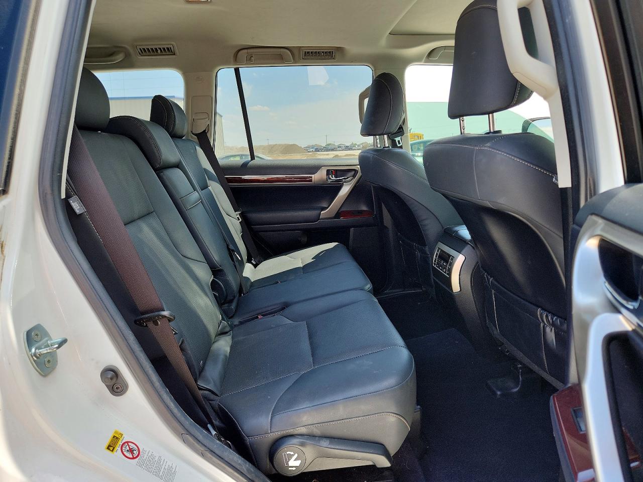 2019 LEXUS GX 460 photo 11