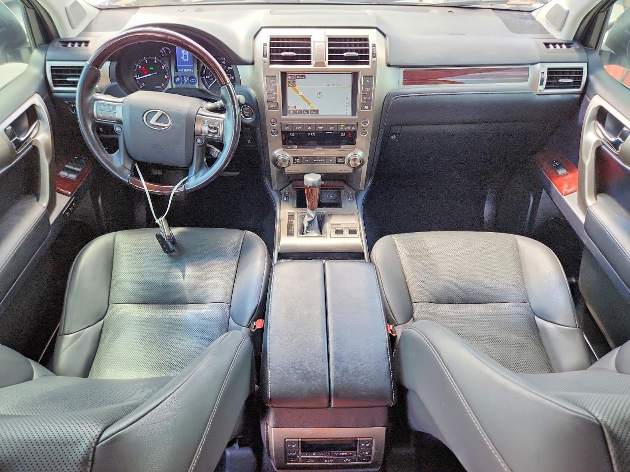 2019 LEXUS GX 460 photo 8