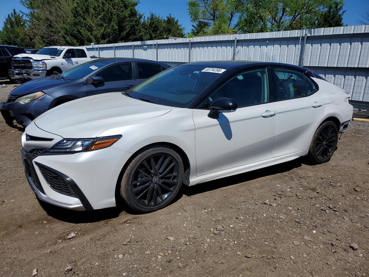 2024 TOYOTA CAMRY