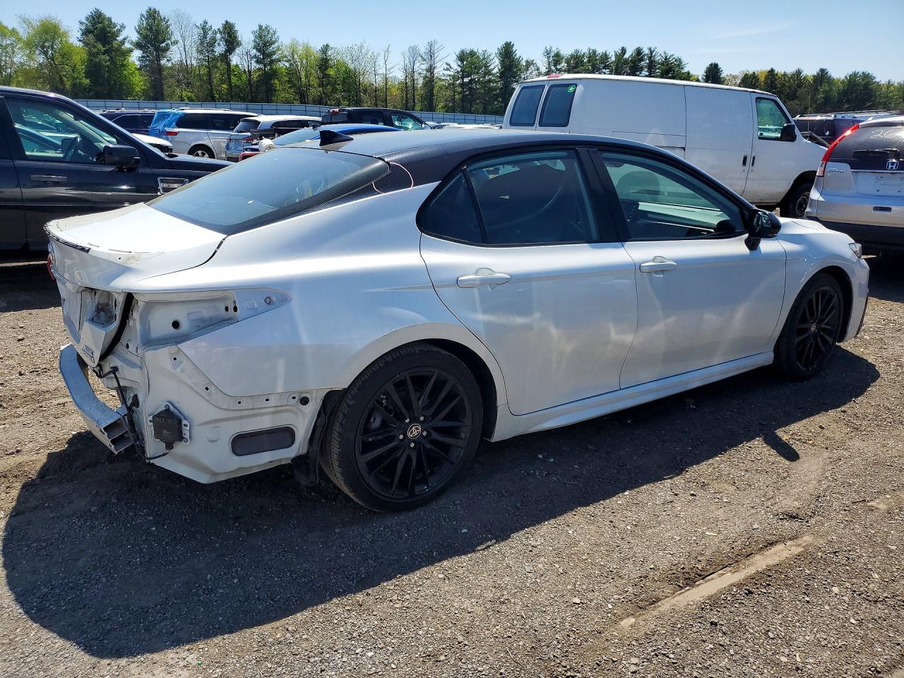 2024 TOYOTA CAMRY XSE photo 7