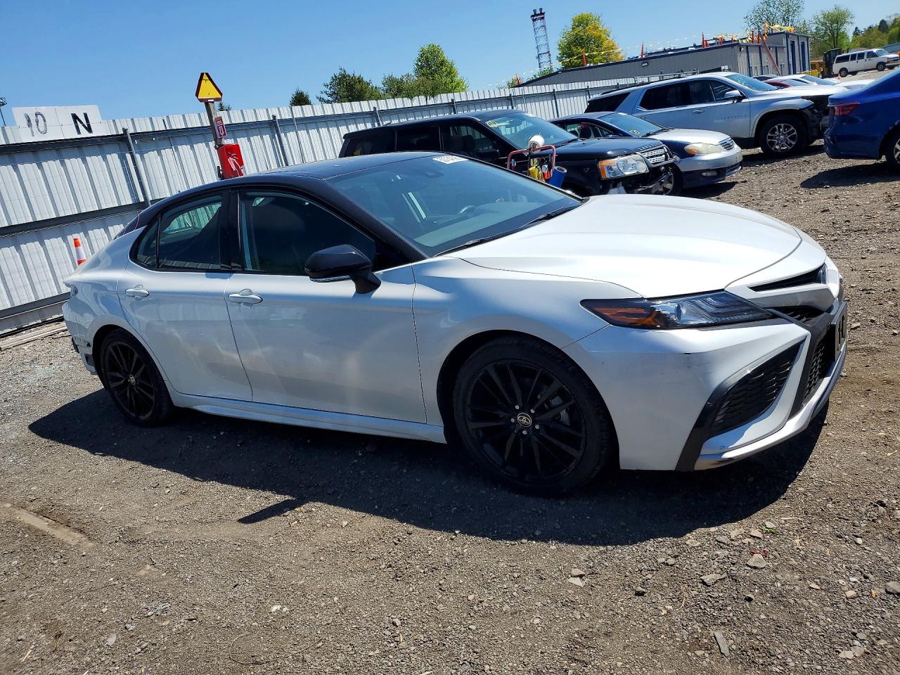 2024 TOYOTA CAMRY XSE photo 10