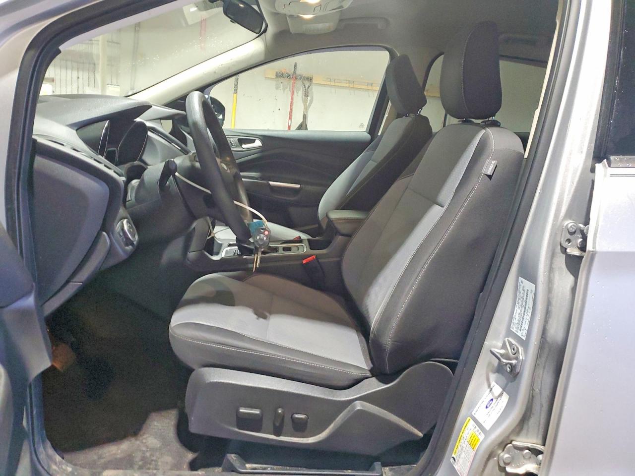 2018 FORD ESCAPE SE photo 19
